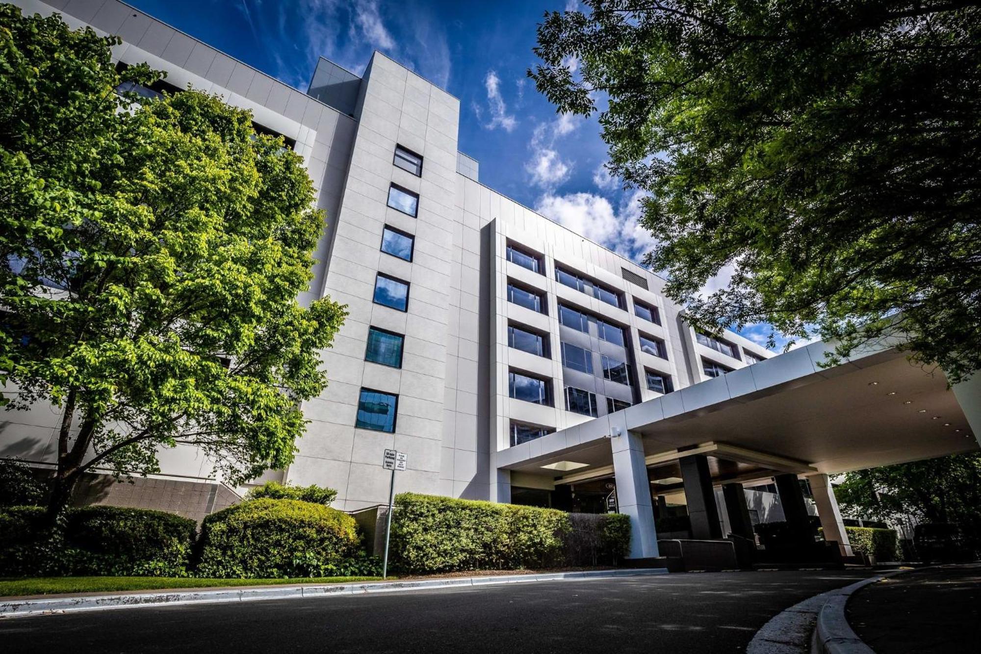 Crowne Plaza Canberra, An Ihg Hotel Dış mekan fotoğraf